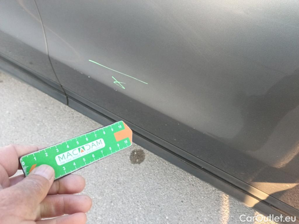  Mercedes  GLA MERCEDES-BENZ  / 2020 / 5P / todoterreno  200 #3