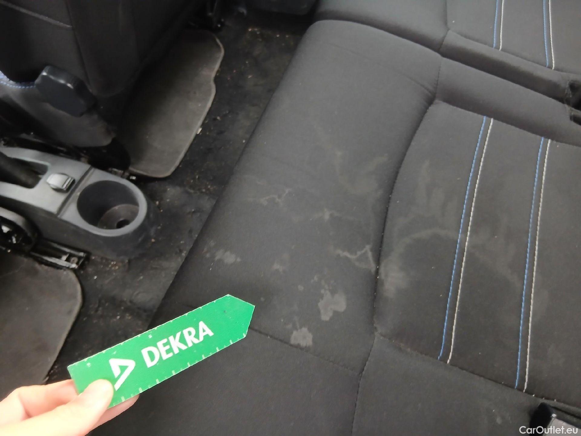  Dacia  Lodgy DACIA  / 2012 / 5P / monovolumen compacto SL Aniversario Blue dCi 85kW(115CV) 7Pl(SP) #33