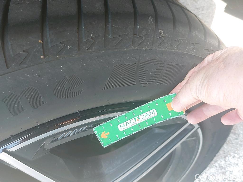  Mercedes  G-Klasee MERCEDES-BENZ Clase GLC / 2019 / 5P / todoterreno GLC 220 d 4MATIC #4