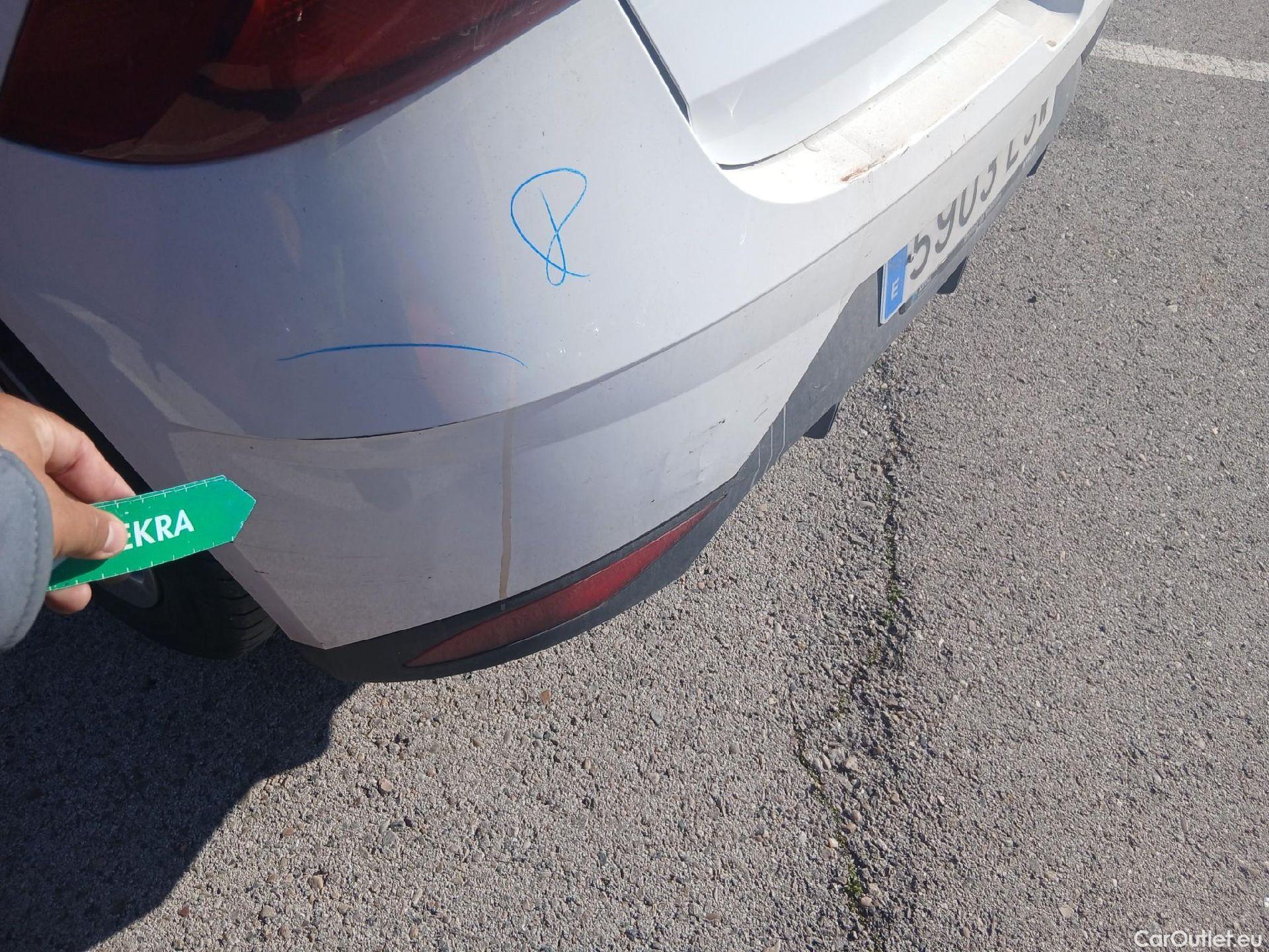  Hyundai  i20 HYUNDAI  / 2020 / 5P / berlina con portón 1.0 TGDI 74kW (100CV) 48V Essence #29