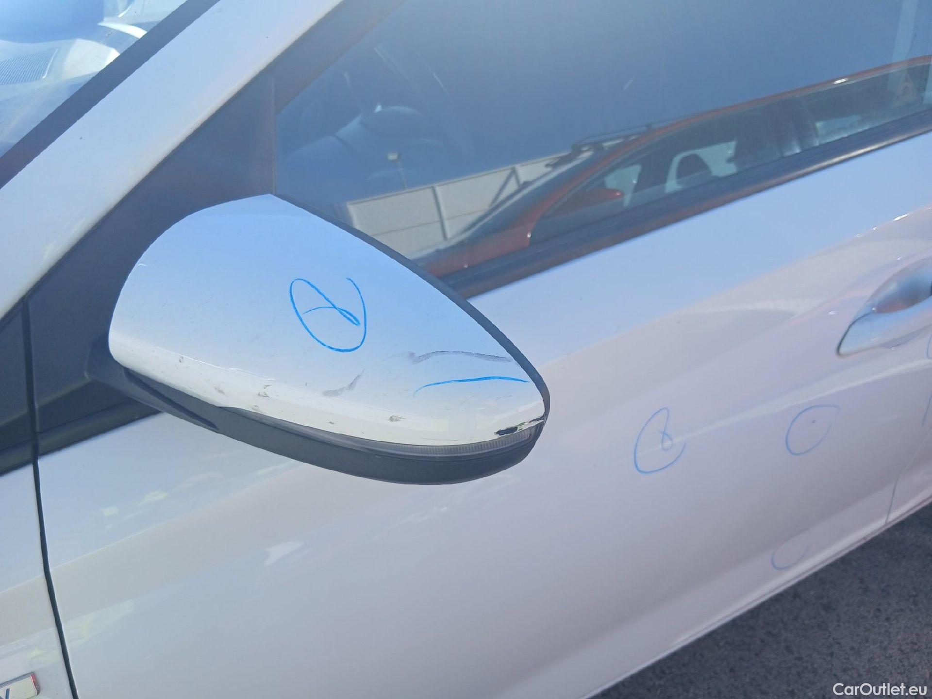  Hyundai  i20 HYUNDAI  / 2020 / 5P / berlina con portón 1.0 TGDI 74kW (100CV) 48V Essence #16