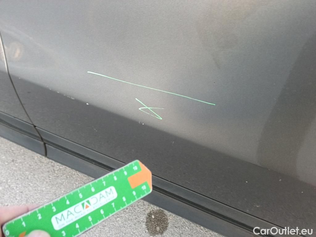  Mercedes  GLA MERCEDES-BENZ  / 2020 / 5P / todoterreno  200 #4