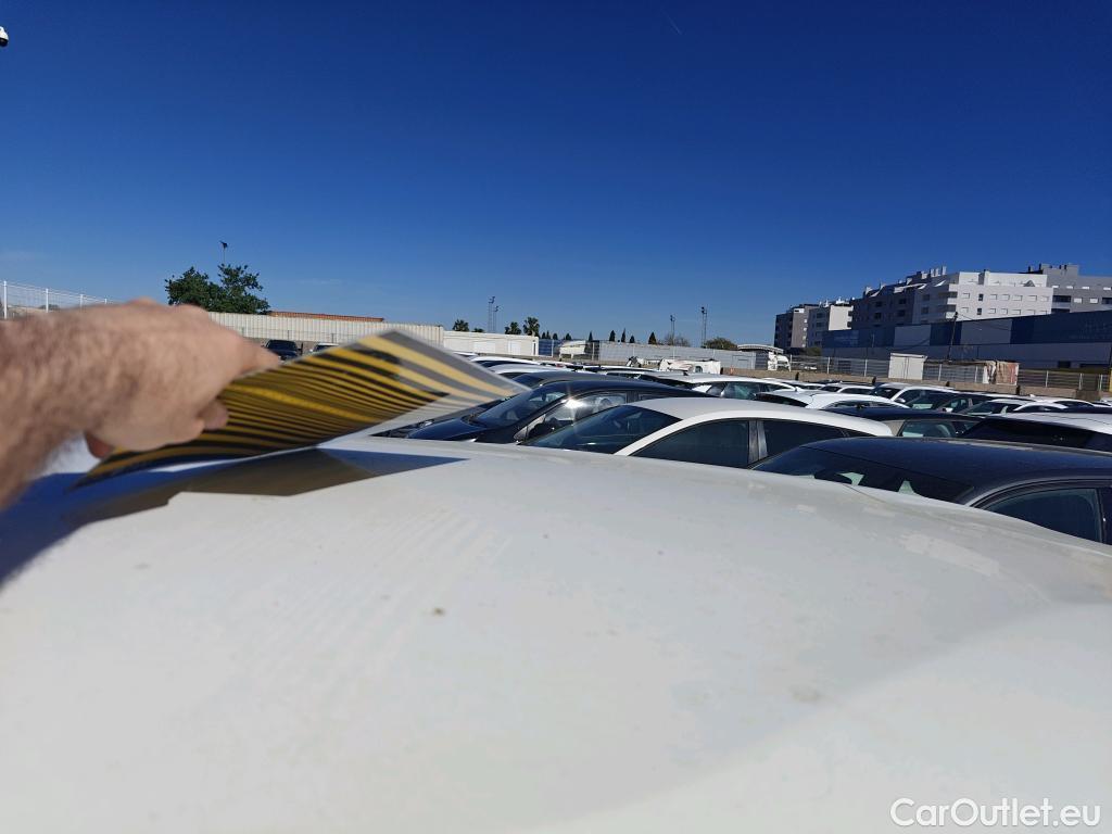  Peugeot  2008 PEUGEOT  / 2019 / 5P / todoterreno Active Pack BlueHDI 81kW (110CV) #10