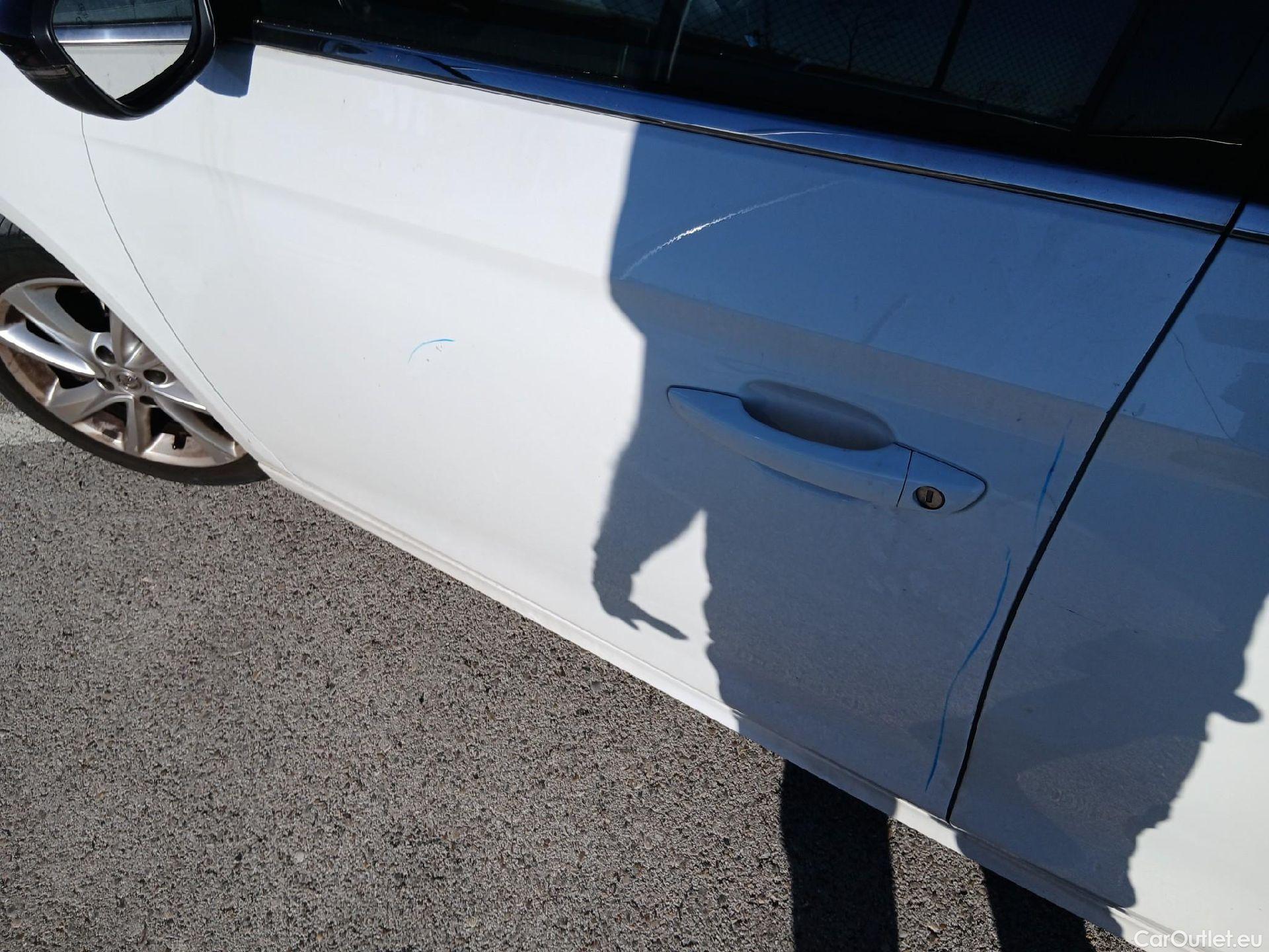  Opel  Corsa OPEL  1.2T XHL 74kW (100CV) Elegance #12