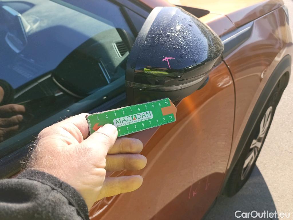  Peugeot  2008 PEUGEOT  / 2019 / 5P / todoterreno Active BlueHDI 81kW (110CV) #19