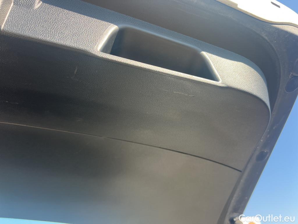  Renault  Captur RENAULT  / 2020 / 5P / todoterreno equilibre TCe 74 kW (100CV) GLP #10