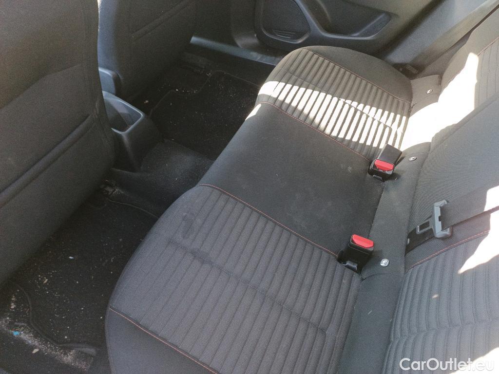  Peugeot  2008 PEUGEOT  / 2019 / 5P / todoterreno Active BlueHDI 81kW (110CV) #23