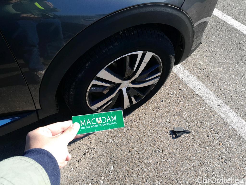  Peugeot  3008 PEUGEOT  / 2020 / 5P / todoterreno 1.5 BlueHDi 96kW S&S Allure Pack EAT8 #5