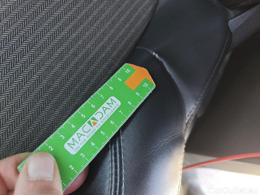  Peugeot  3008  Allure 1.5 HDi 130CV AT8 E6d #9