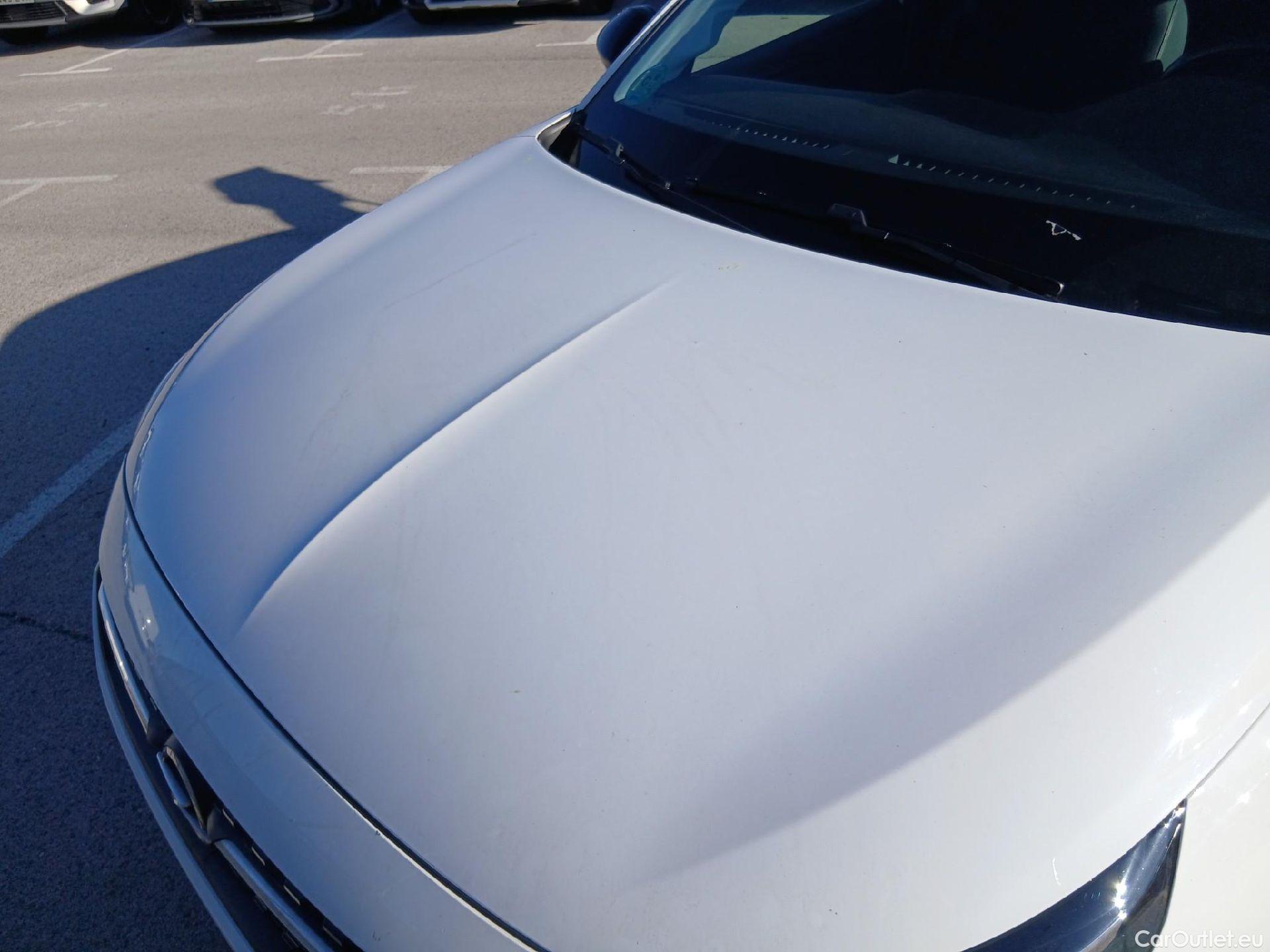  Opel  Corsa OPEL  1.2T XHL 74kW (100CV) Elegance #2