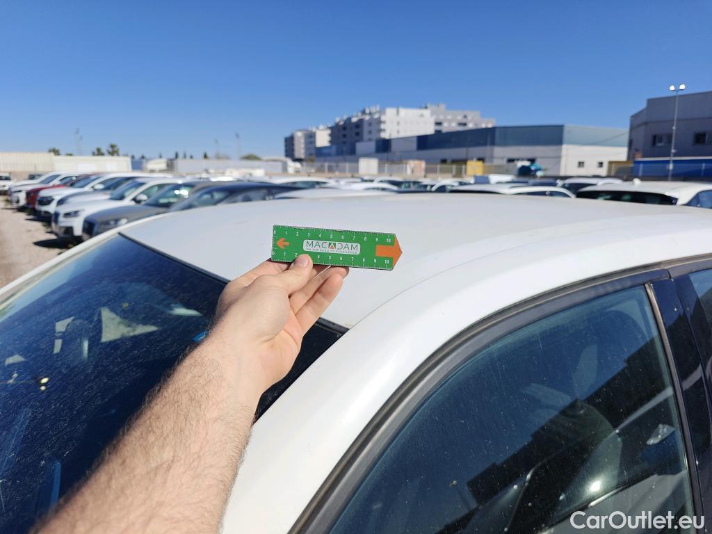  Peugeot  2008 PEUGEOT  / 2019 / 5P / todoterreno Active Pack BlueHDI 81kW (110CV) #8