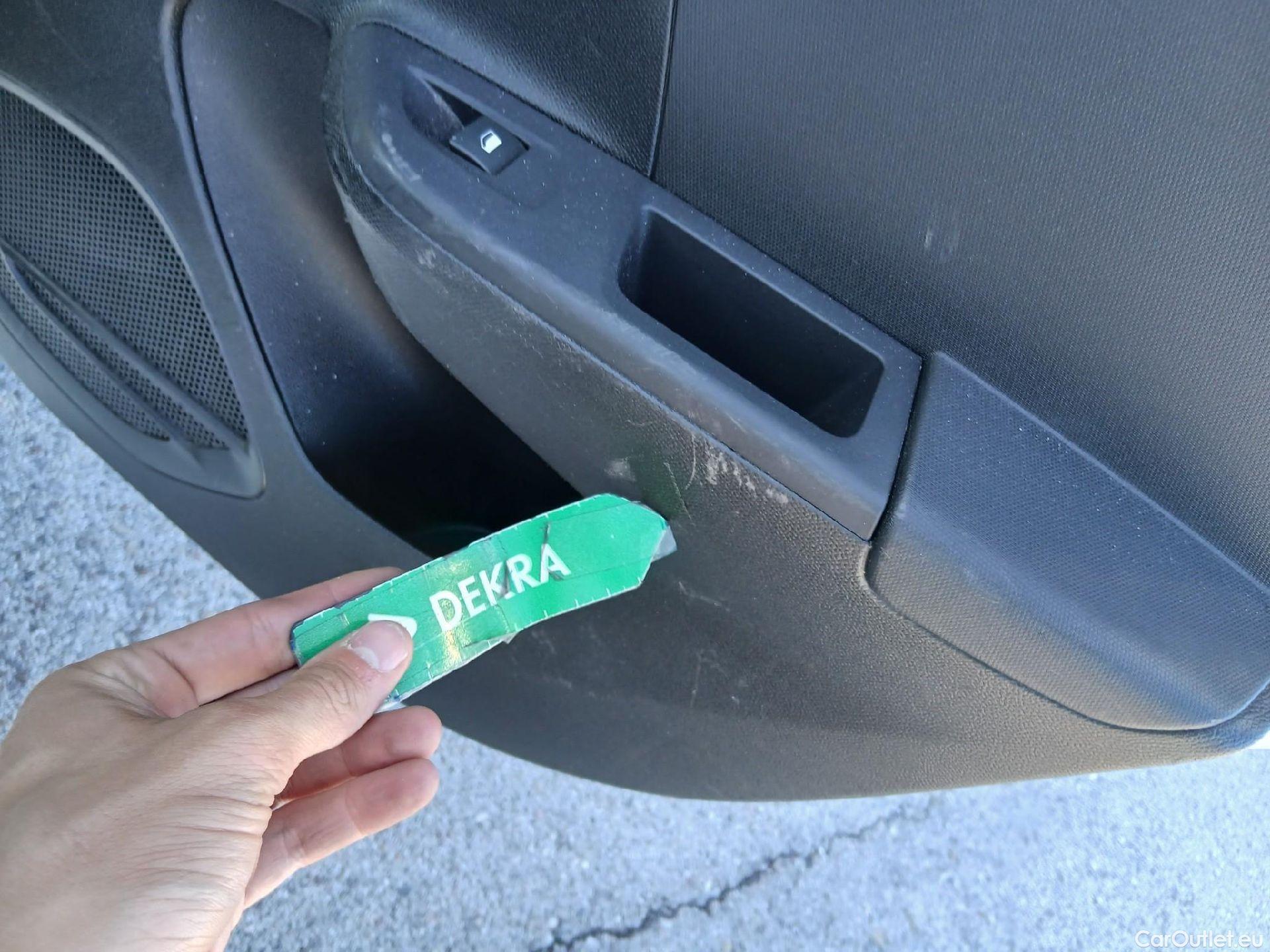  Opel  Corsa OPEL  1.2T XHL 74kW (100CV) Elegance #43