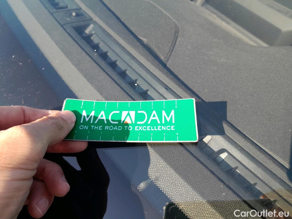  Peugeot  3008 PEUGEOT  / 2020 / 5P / todoterreno 1.5 BlueHDi 96kW S&S Allure Pack EAT8 #23