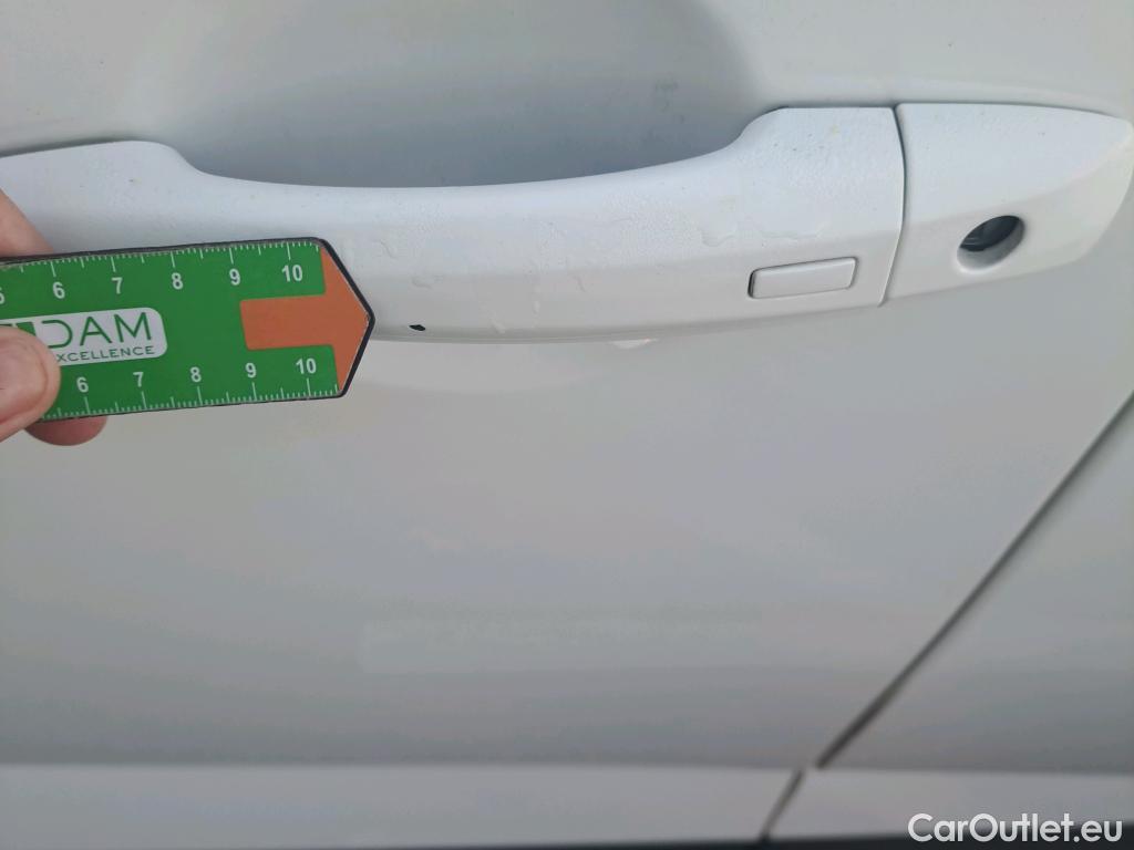  Nissan  Qashqai NISSAN  / 2021 / 5P / todoterreno DIG-T 103kW (140CV) mHEV 4x2 Acenta #6