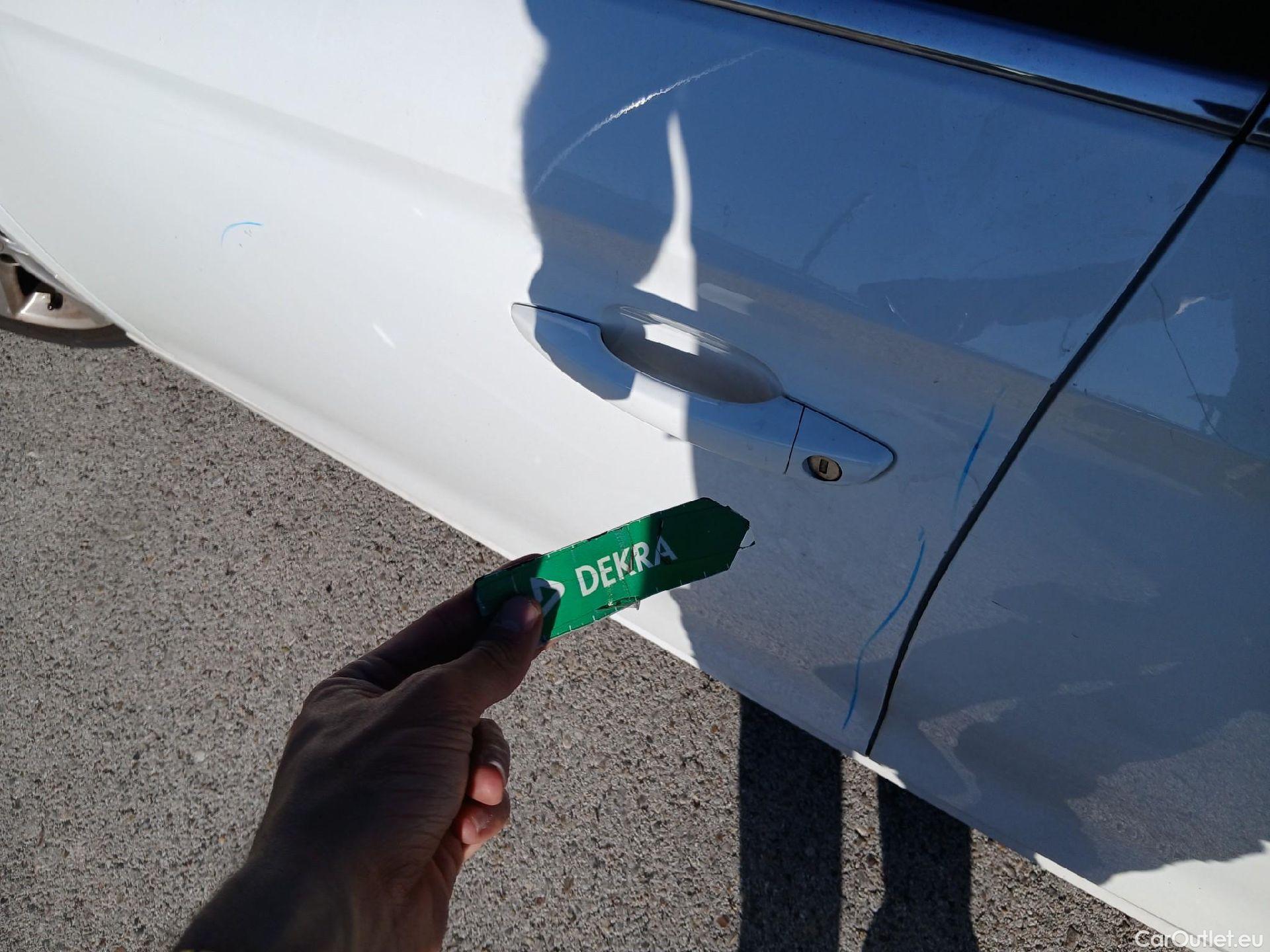  Opel  Corsa OPEL  1.2T XHL 74kW (100CV) Elegance #11