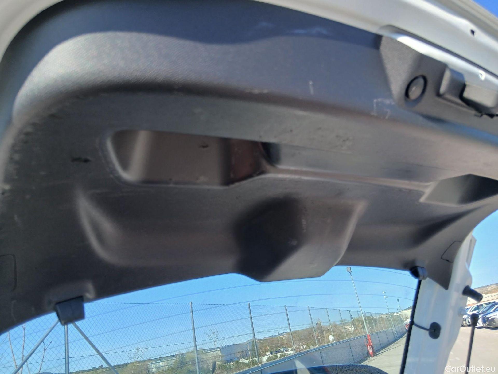  Opel  Corsa OPEL  1.2T XHL 74kW (100CV) Elegance #29