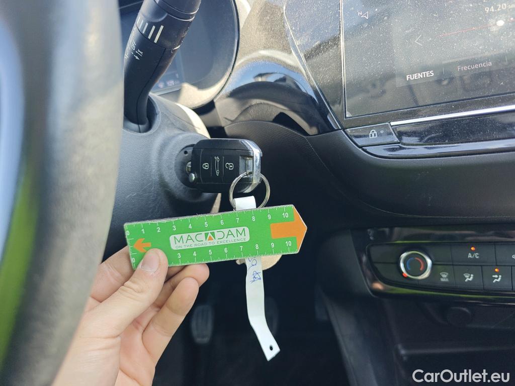  Opel  Corsa OPEL  1.2T XHL 74kW (100CV) Elegance #2