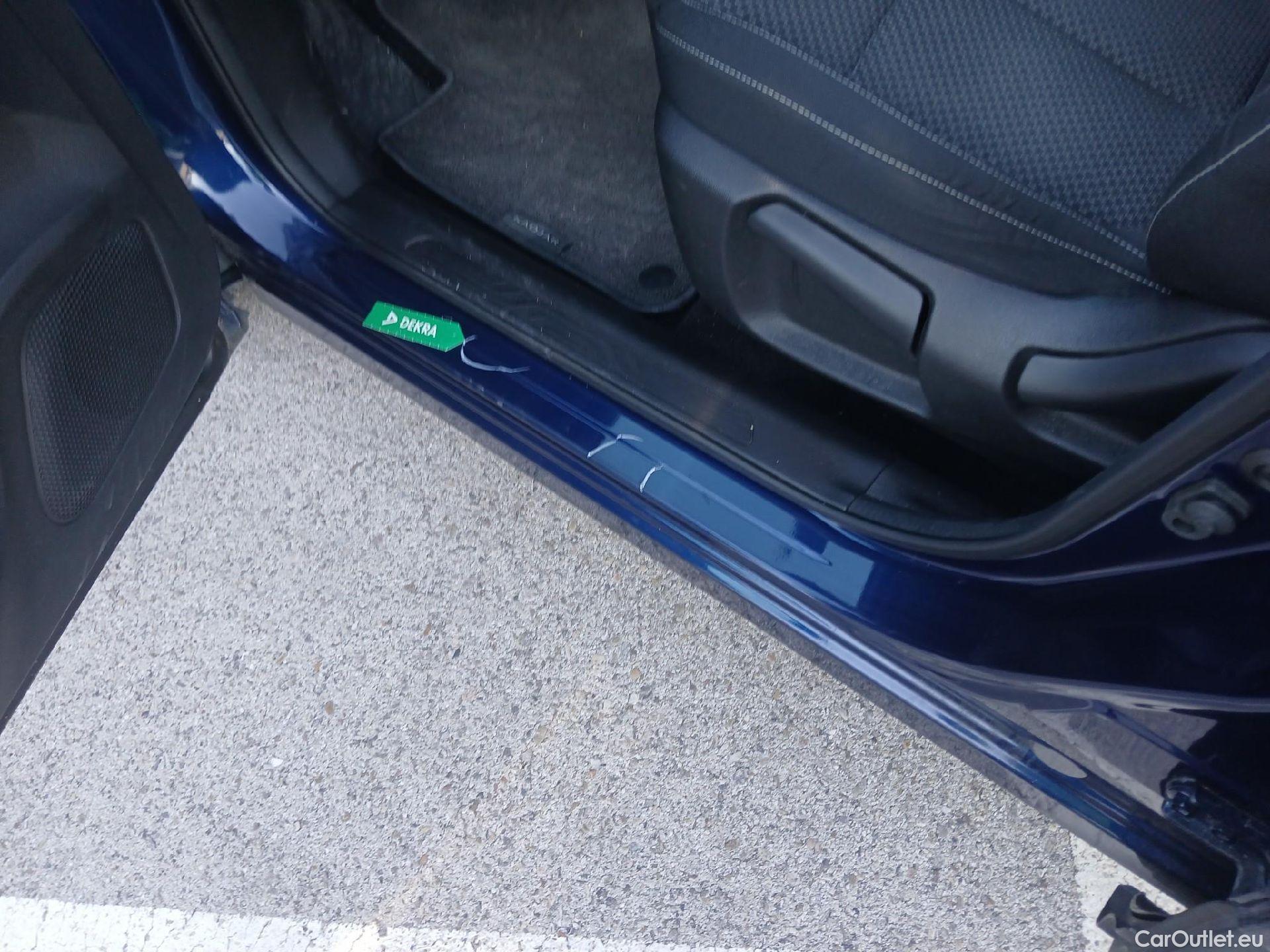  Renault  Kadjar RENAULT  / 2019 / 5P / crossover Business Blue dCi 85W (115CV) #20