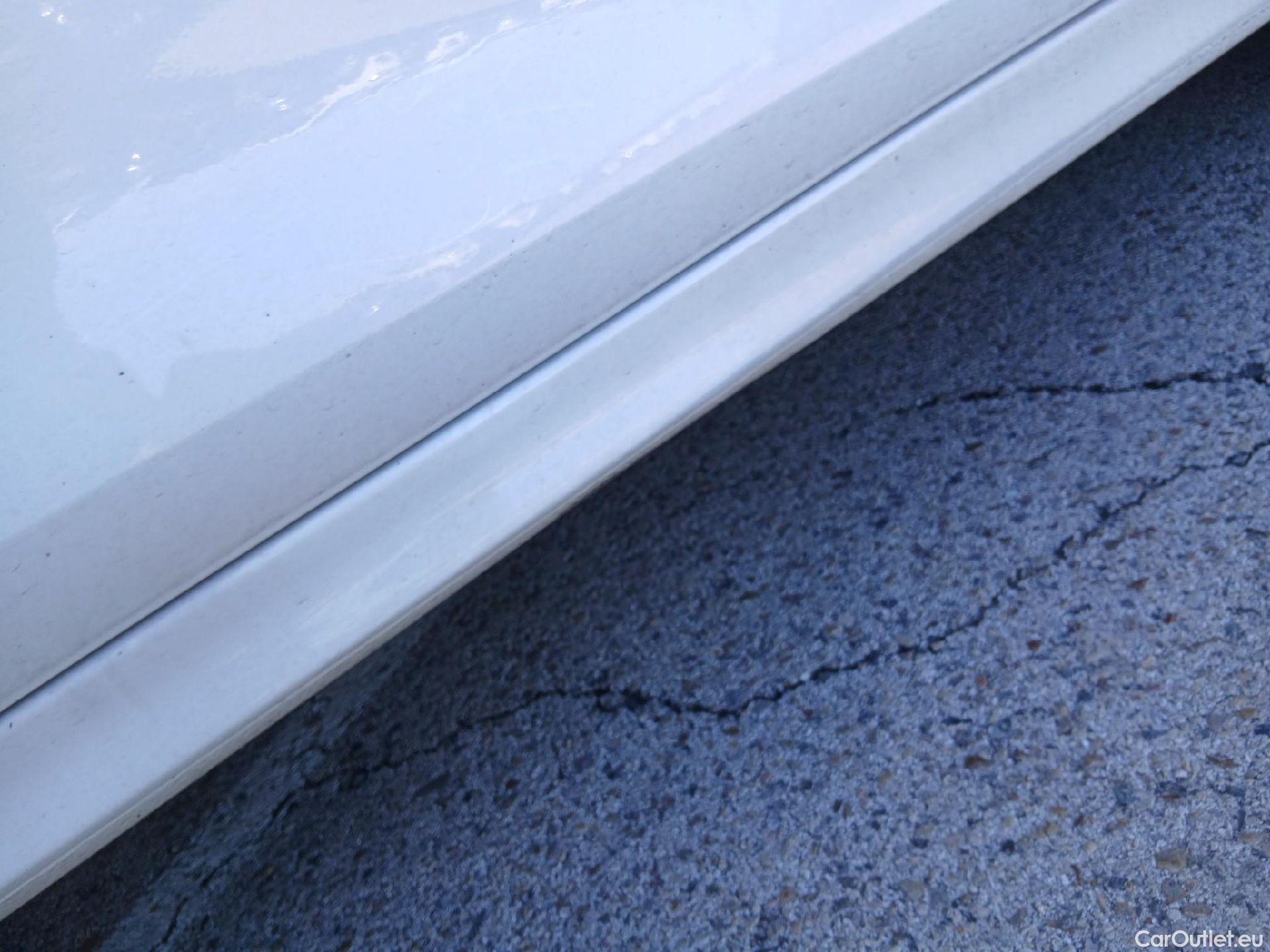  Opel  Corsa OPEL  1.2T XHL 74kW (100CV) Elegance #47