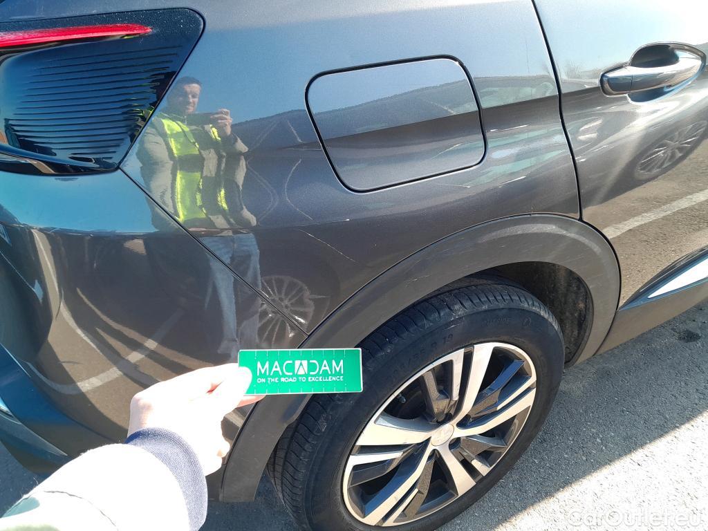  Peugeot  3008 PEUGEOT  / 2020 / 5P / todoterreno 1.5 BlueHDi 96kW S&S Allure Pack EAT8 #35