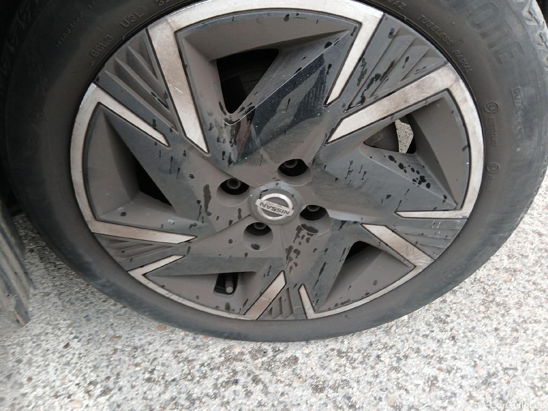  Nissan  Micra NISSAN  / 2017 / 5P / berlina con portón IG-T 68kW (92CV) E6D-F CVT Acenta Sprint #52