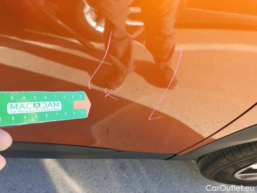  Peugeot  2008 PEUGEOT  / 2019 / 5P / todoterreno Active BlueHDI 81kW (110CV) #4