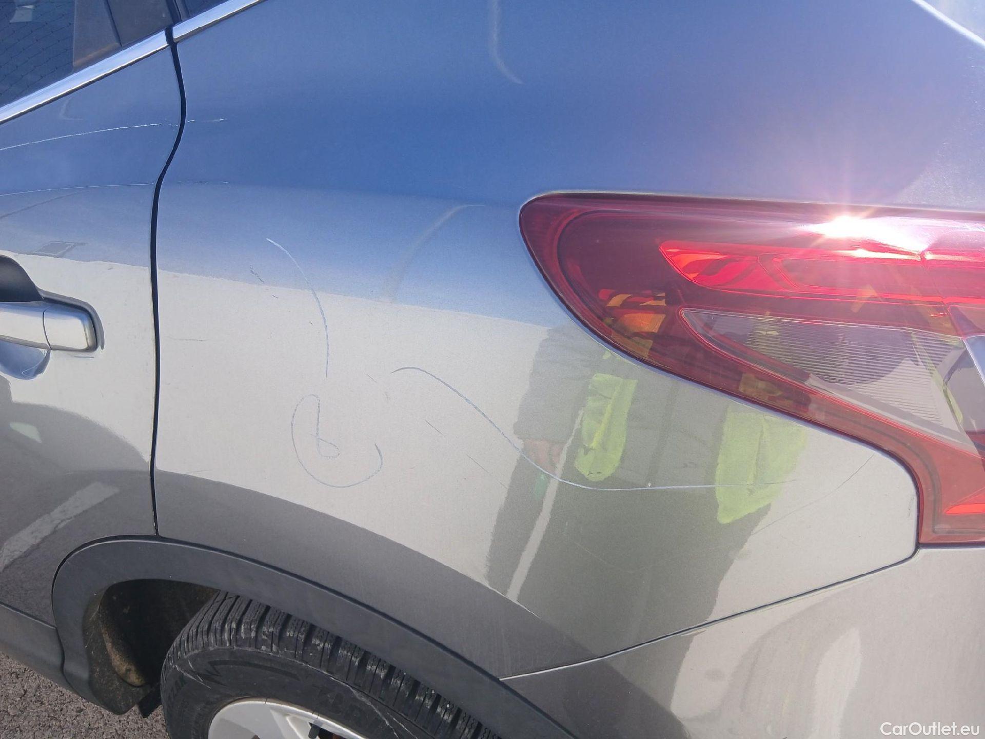  Nissan  Qashqai NISSAN  / 2017 / 5P / todoterreno DIG-T 103 kW (140 CV) E6D ACENTA #37