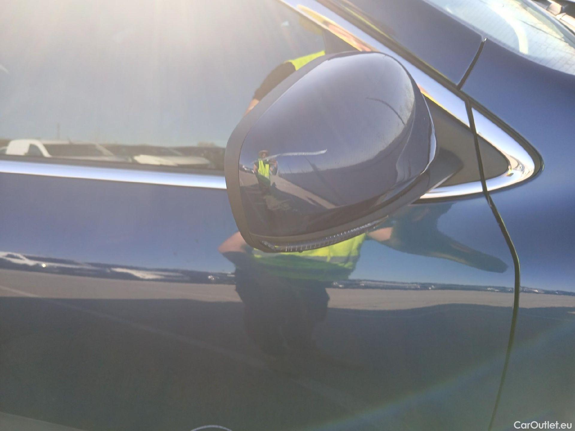  Renault  Kadjar RENAULT  / 2019 / 5P / crossover Business Blue dCi 85W (115CV) #34