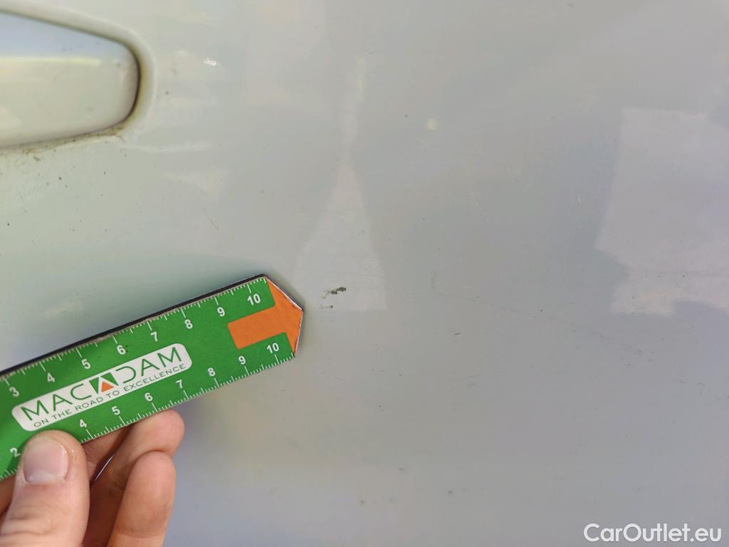  Peugeot  2008 PEUGEOT  / 2019 / 5P / todoterreno Active Pack BlueHDI 81kW (110CV) #15