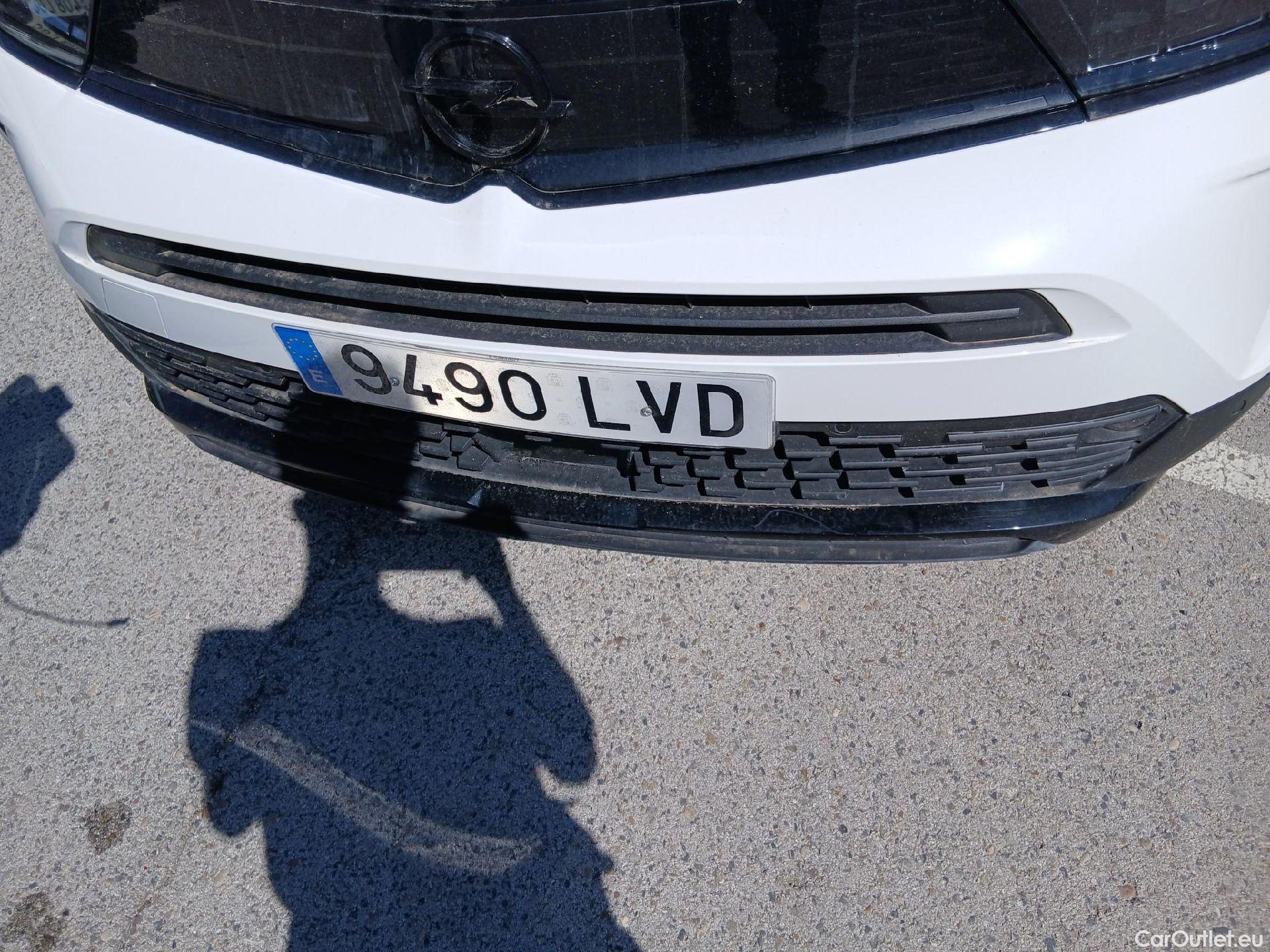  Opel  Mokka OPEL  / 2020 / 5P / todoterreno 1.5 D GS Line (AC) #4