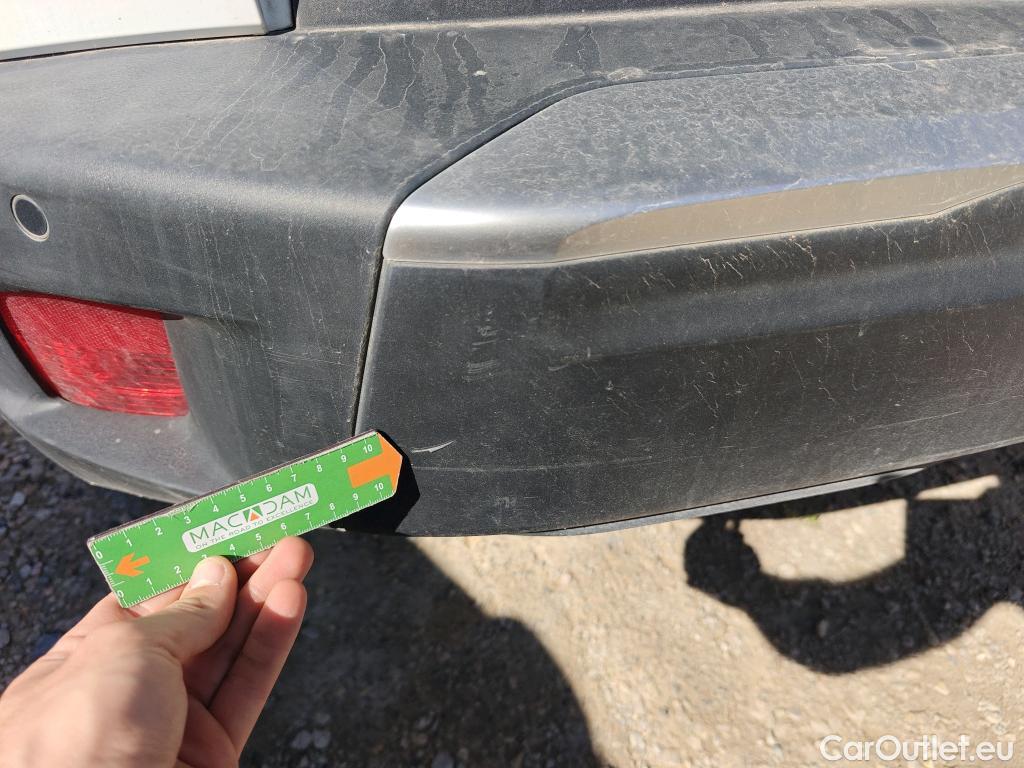  Peugeot  2008 PEUGEOT  / 2019 / 5P / todoterreno Active Pack BlueHDI 81kW (110CV) #33