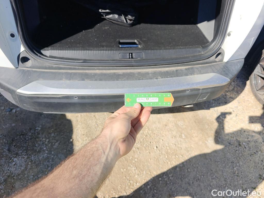  Peugeot  2008 PEUGEOT  / 2019 / 5P / todoterreno Active Pack BlueHDI 81kW (110CV) #46