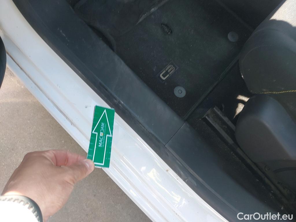  Citroen  C3 CITROEN  / 2016 / 5P / berlina comercial BlueHDi 73KW (100CV) S&S Comercial #5