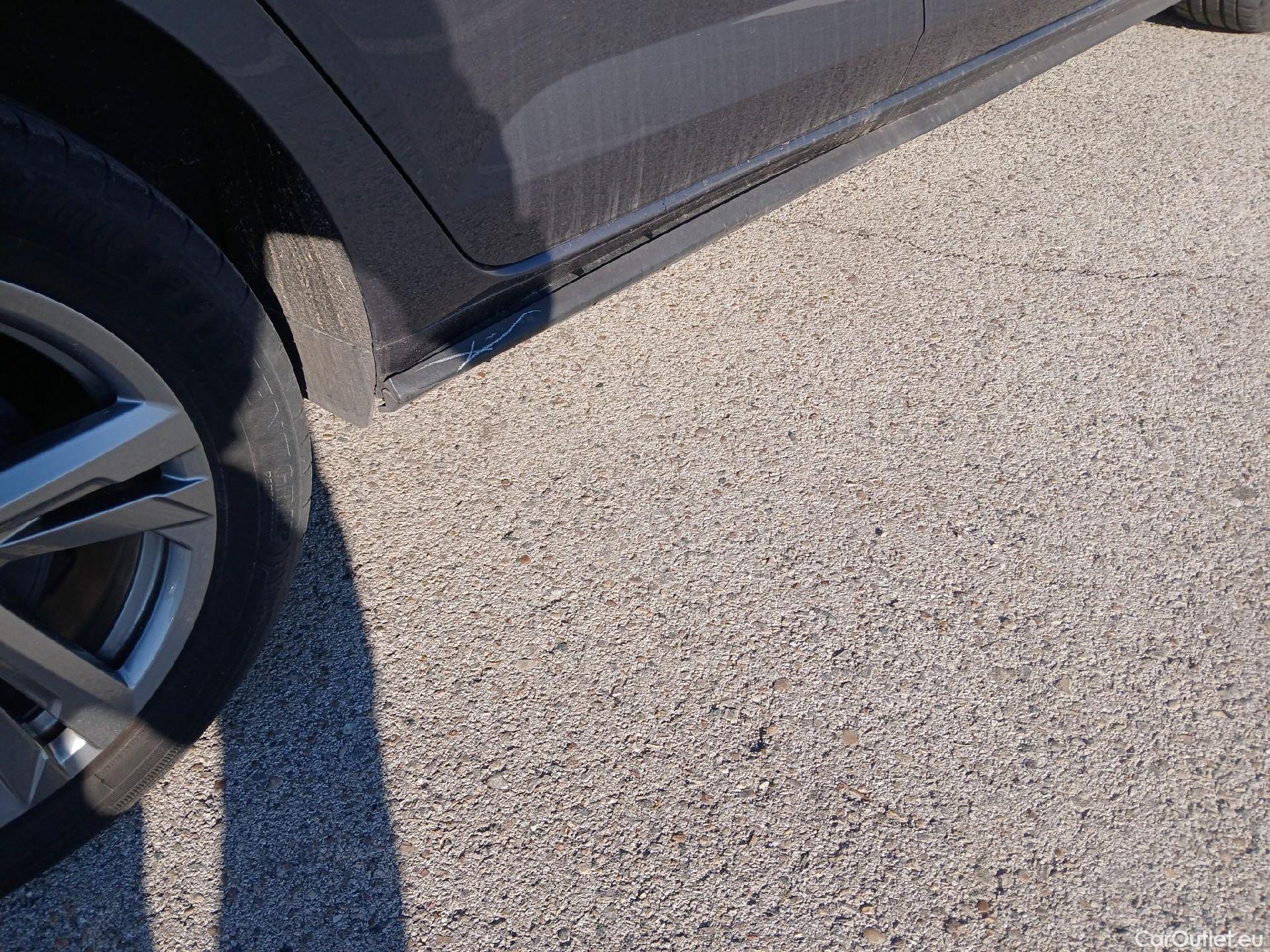  Volkswagen  Polo VOLKSWAGEN  / 2021 / 5P / berlina con portón R-Line 1.0 TSI 70kW (95CV) #32