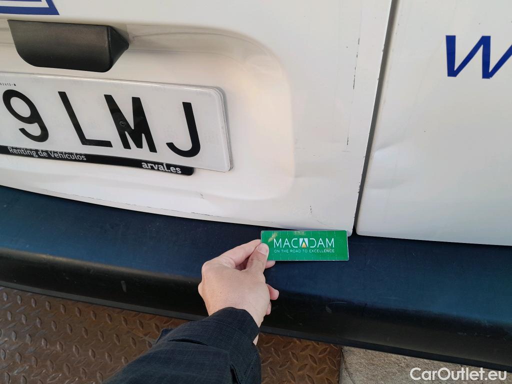  Citroen  Berlingo CITROEN  / 2018 / 3P / furgón derivado de turismo Talla M BlueHDi 100 CONTROL  #12