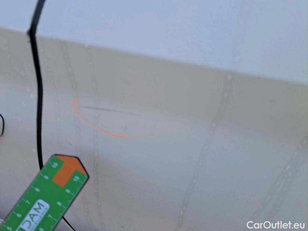  Skoda  KAMIQ SKODA  1.0 TSI 81kW (110CV) DSG Ambition #19