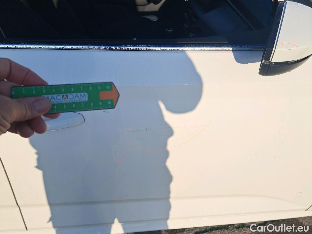  Skoda  KAMIQ SKODA  1.0 TSI 81kW (110CV) DSG Ambition #7