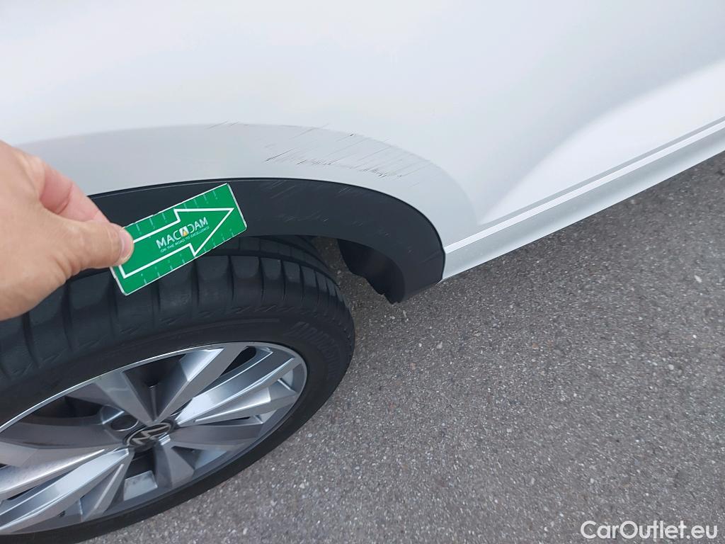  Volkswagen  T-ROC VOLKSWAGEN  / 2017 / 5P / todoterreno Advance R-Line 1.0 TSI 81kW (110CV) #14