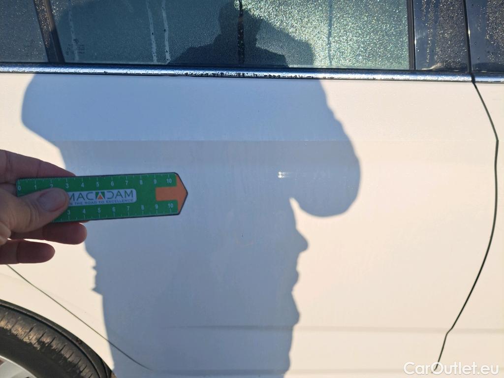  Skoda  KAMIQ SKODA  1.0 TSI 81kW (110CV) DSG Ambition #26