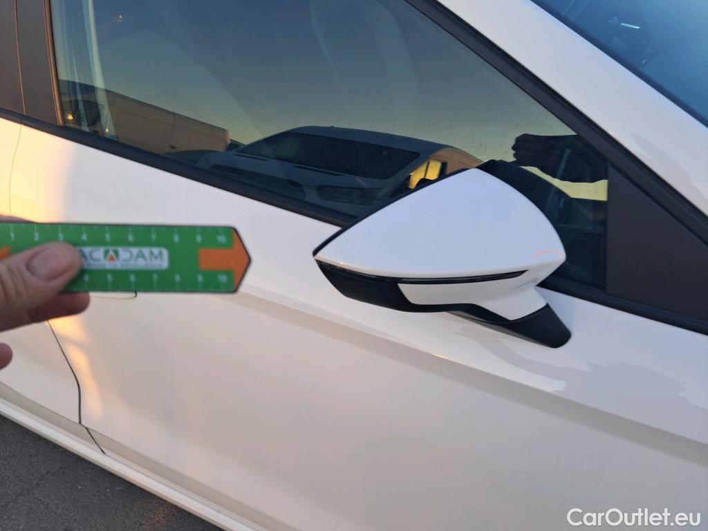  Seat  Ibiza SEAT  / 2017 / 5P / berlina con portón 1.0 TSI 70kW (95CV) Style #21