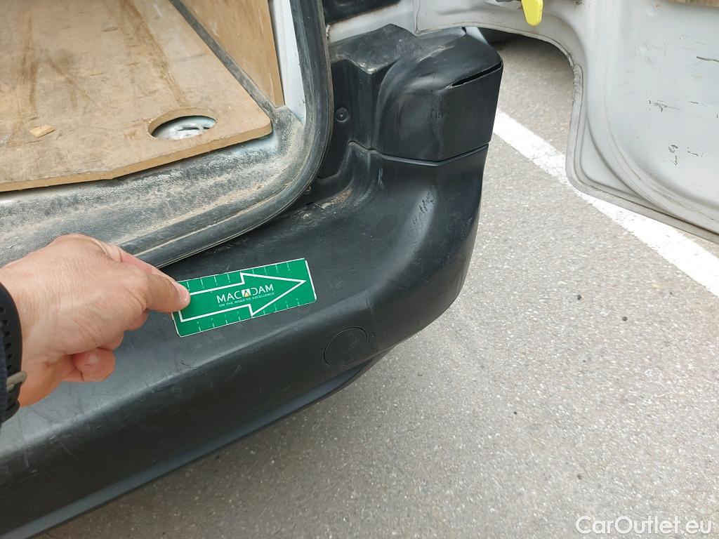  Citroen  Berlingo CITROEN  / 2018 / 3P / furgón derivado de turismo Talla M BlueHDi 100 CONTROL #2