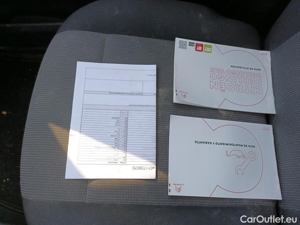  Citroen  Berlingo CITROEN  / 2018 / 3P / furgón derivado de turismo Talla M BlueHDi 100 CONTROL #32