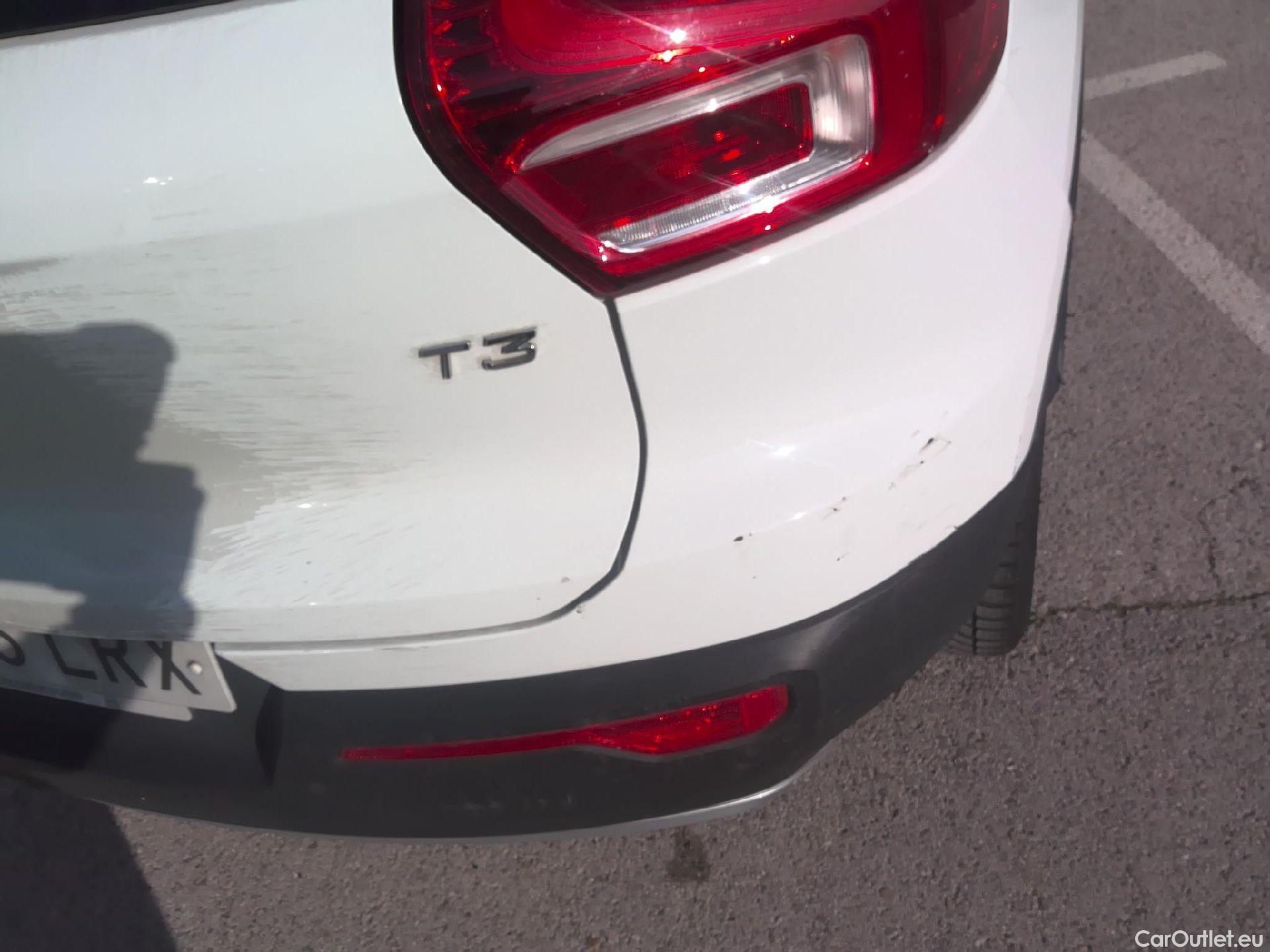  Volvo  XC 40 VOLVO XC40 / 2017 / 5P / todoterreno 1.5 T3 Momentum Pro Auto #26