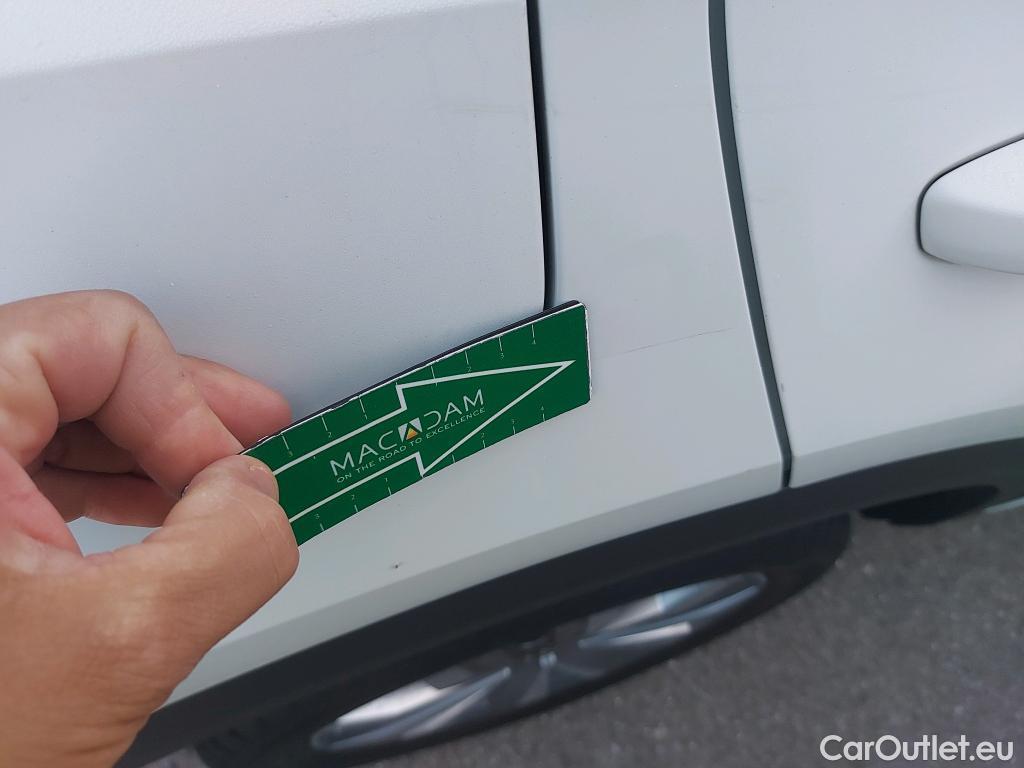  Volkswagen  T-ROC VOLKSWAGEN  / 2017 / 5P / todoterreno Advance R-Line 1.0 TSI 81kW (110CV) #12