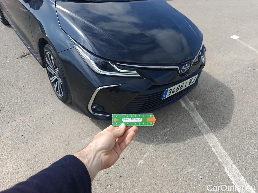  Toyota  Corolla TOYOTA  / 2019 / 4P / sedán 1.8 125H STYLE E-CVT SEDAN #15