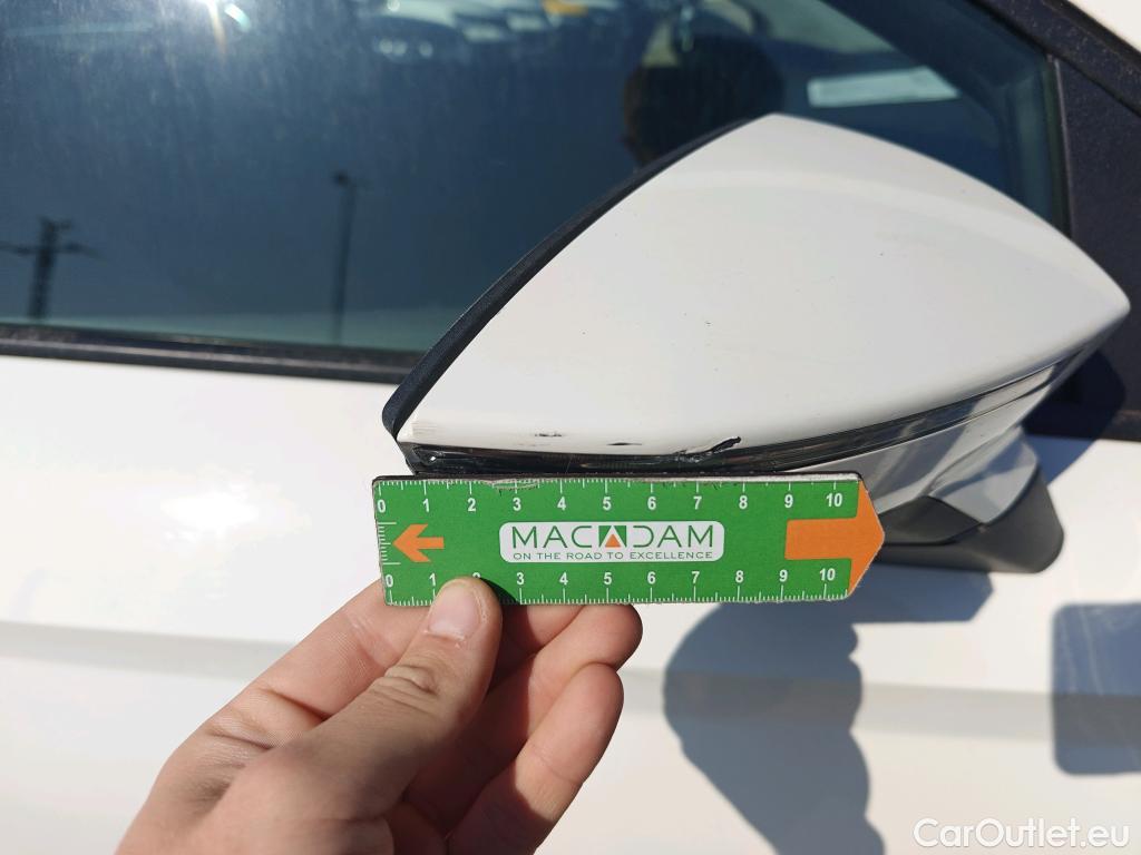  Seat  Arona SEAT  / 2017 / 5P / todoterreno 1.0 TSI 70kW (95CV) Style Ecomotive #31