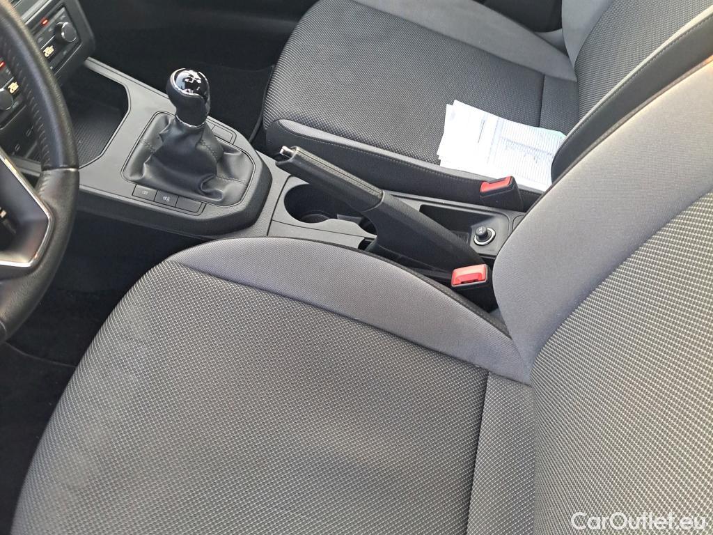  Seat  Ibiza SEAT  / 2017 / 5P / berlina con portón 1.0 TSI 70kW (95CV) Style #3