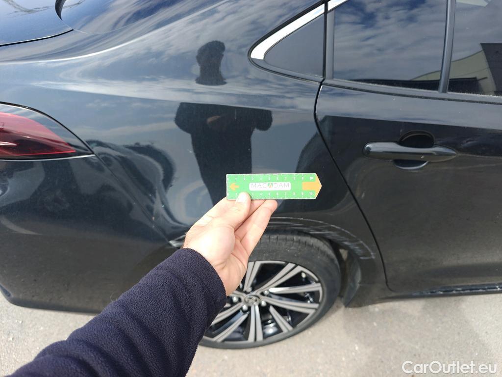  Toyota  Corolla TOYOTA  / 2019 / 4P / sedán 1.8 125H STYLE E-CVT SEDAN #1