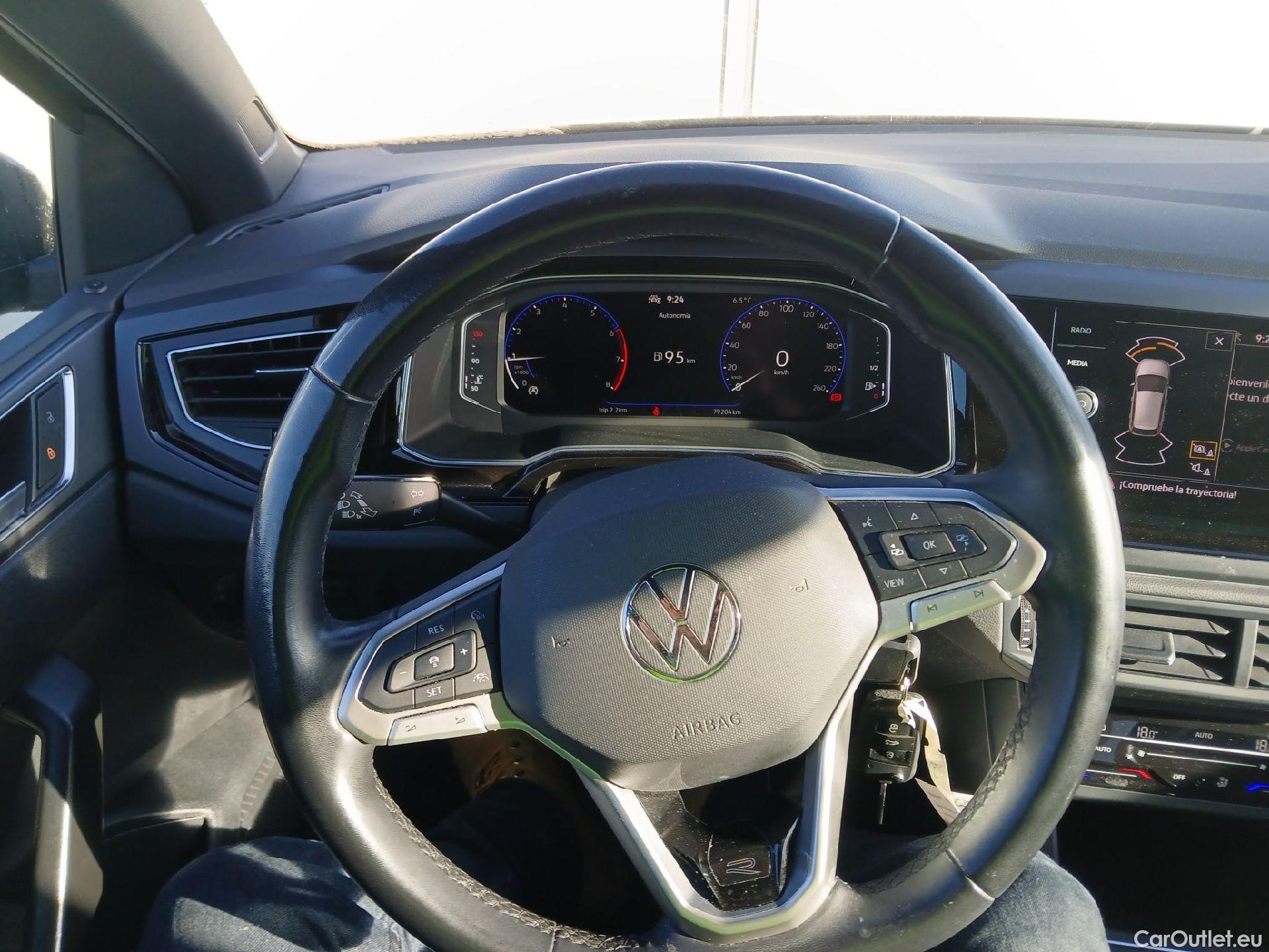  Volkswagen  Polo VOLKSWAGEN  / 2021 / 5P / berlina con portón R-Line 1.0 TSI 70kW (95CV) #2