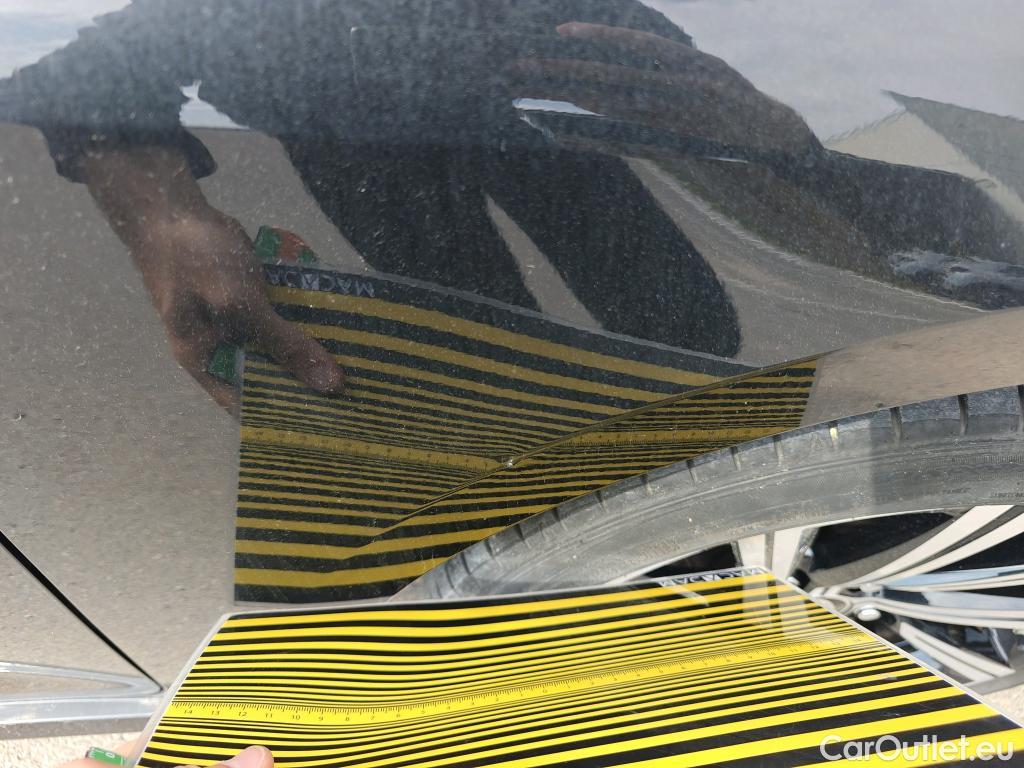  Toyota  Corolla TOYOTA  / 2019 / 4P / sedán 1.8 125H STYLE E-CVT SEDAN #33